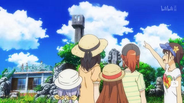 A small, cozy observation tower